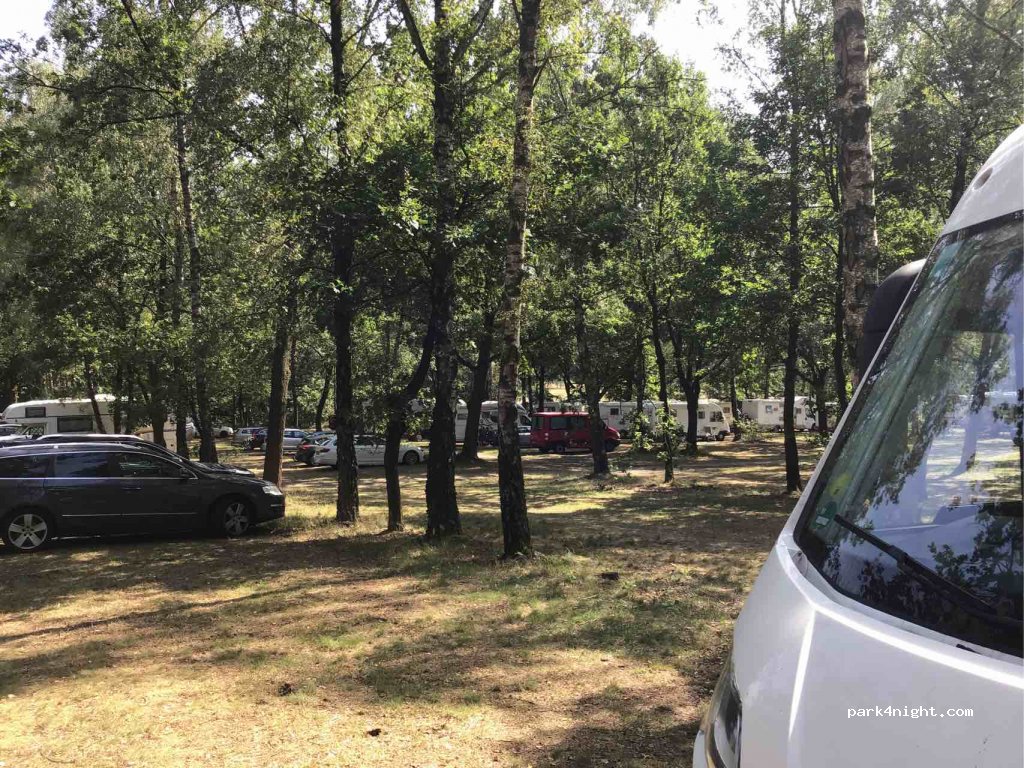 Wohnmobilstellplatz im Naturschutzpark Bispingen — foto