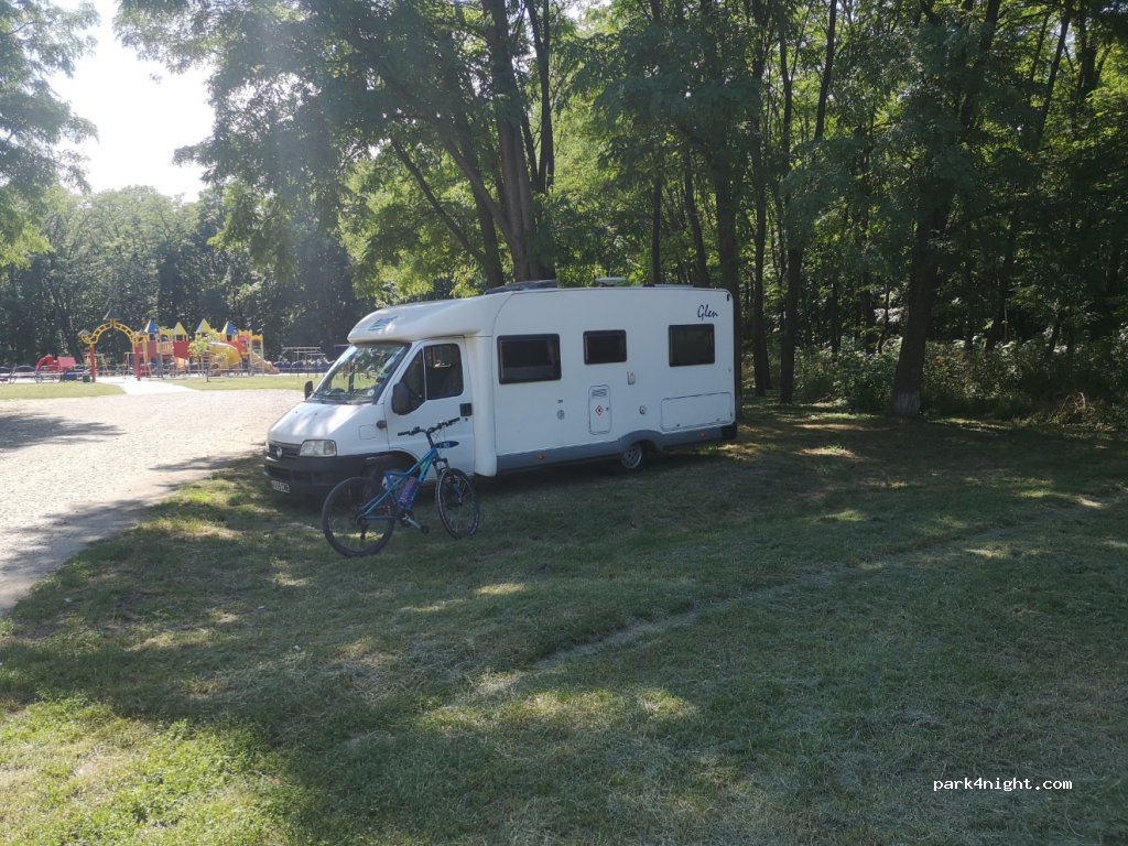(07700) Yahotyn - 87 Nezalezhnosti Street — foto 3