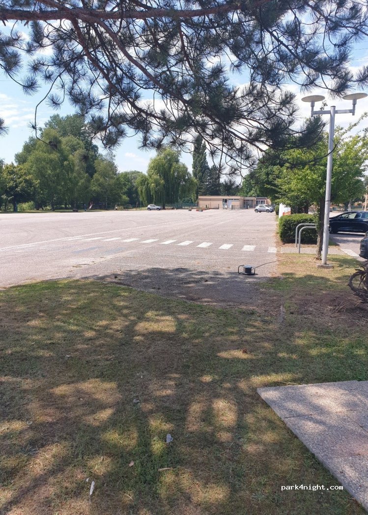 (57550) Merten - 3 Place du Château — foto