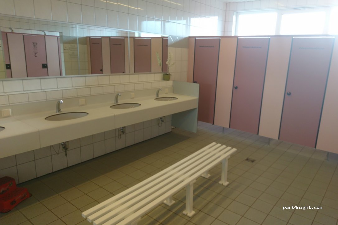 Campingplatz Gülser Moselbogen — foto 2