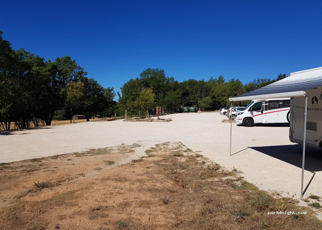 (13100) Saint-Antonin-sur-Bayon - D17 — foto 2