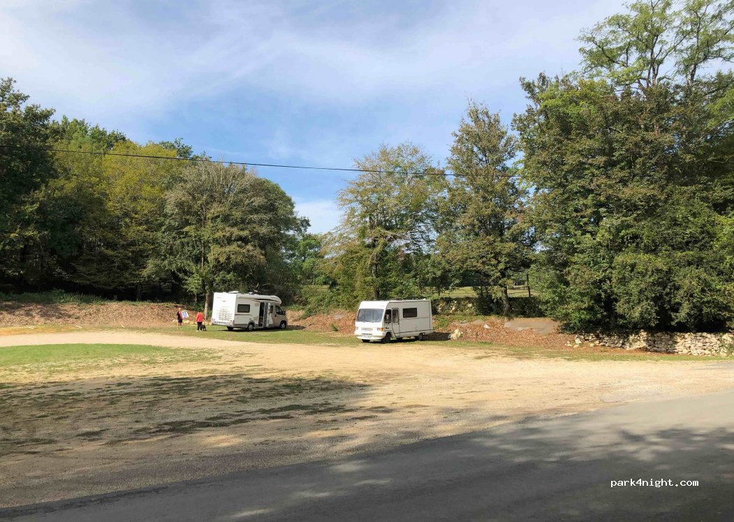(24620) Tursac - Unnamed Road — foto 2