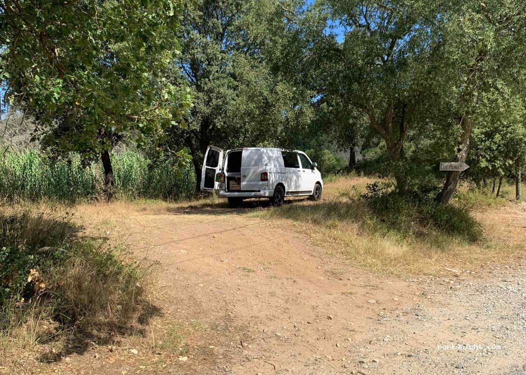 (83310) Grimaud - 626 Chemin des Vernades — foto