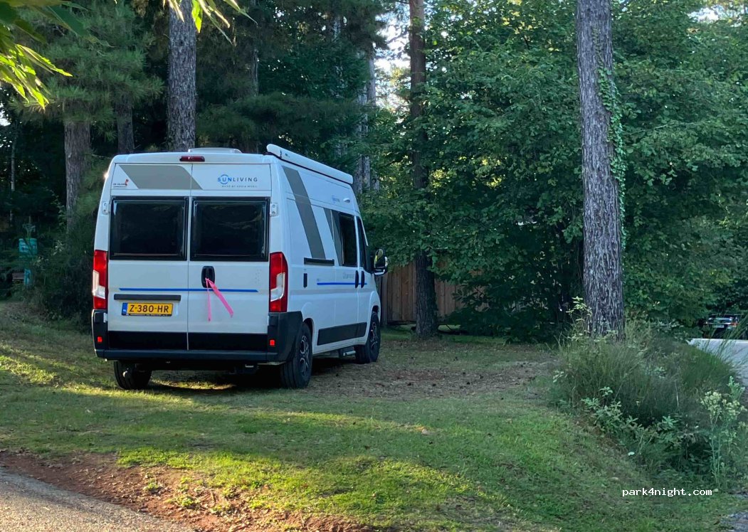 Domaine du coq rouge camping  naturiste — foto 4
