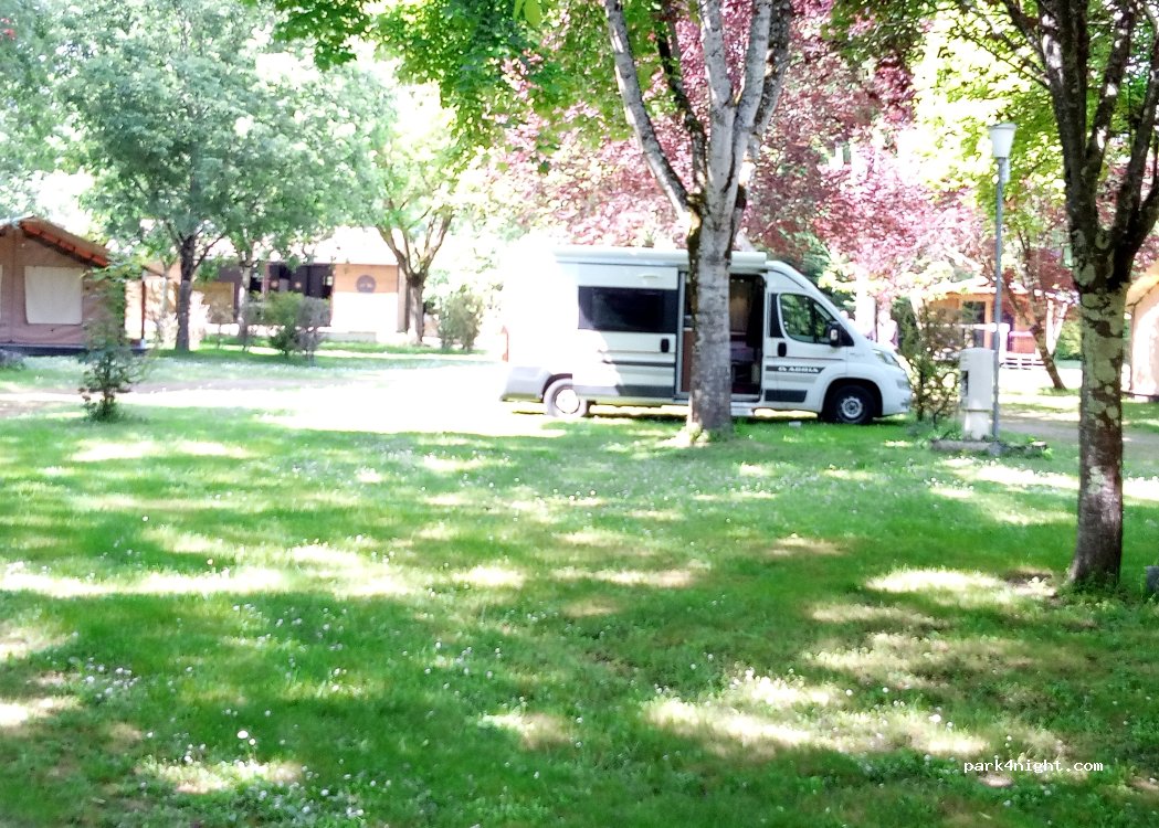 Camping Le Soleil Des Bastides *** — foto 4