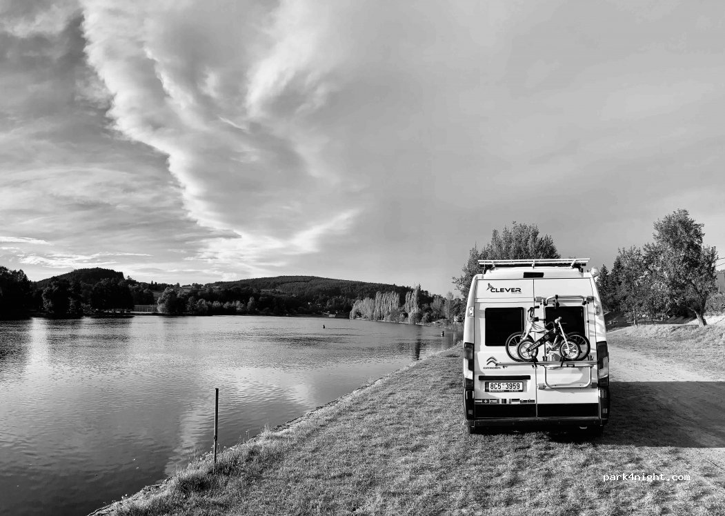 (262 63) Kamýk nad Vltavou - — foto 3