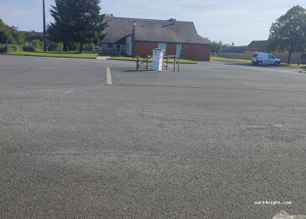 (45500) Saint-Brisson-sur-Loire - Rue des Ruets — foto 3