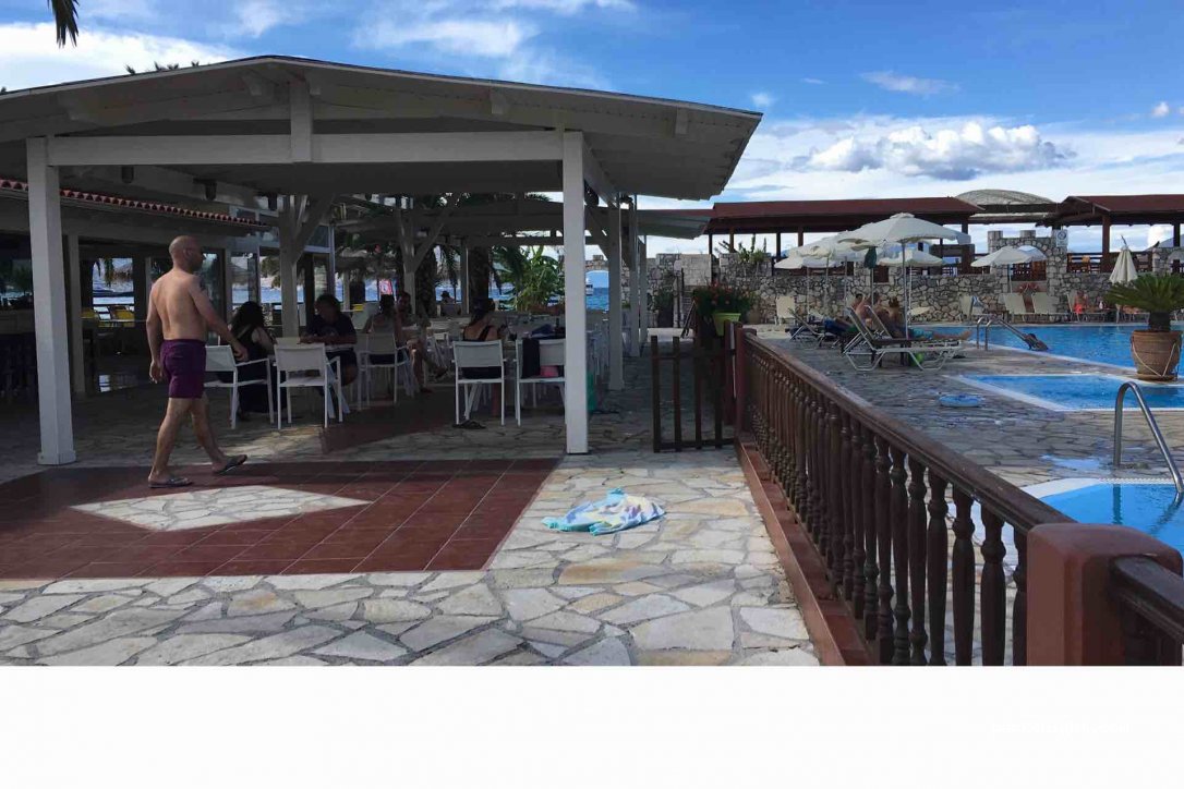 Camping Karavomilos — foto 2