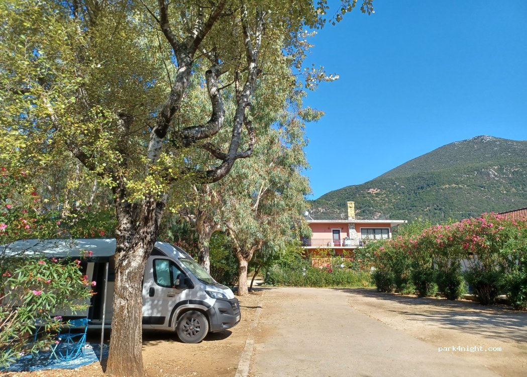 Camping Karavomilos — foto 4