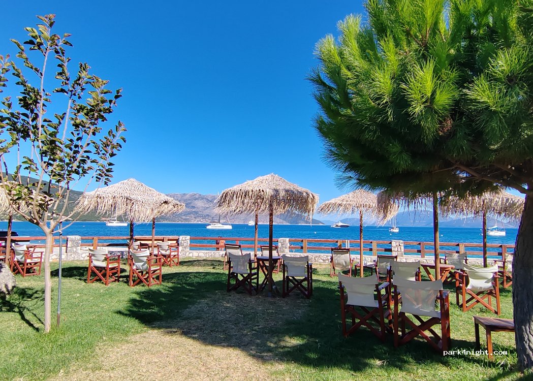 Camping Karavomilos — foto 5