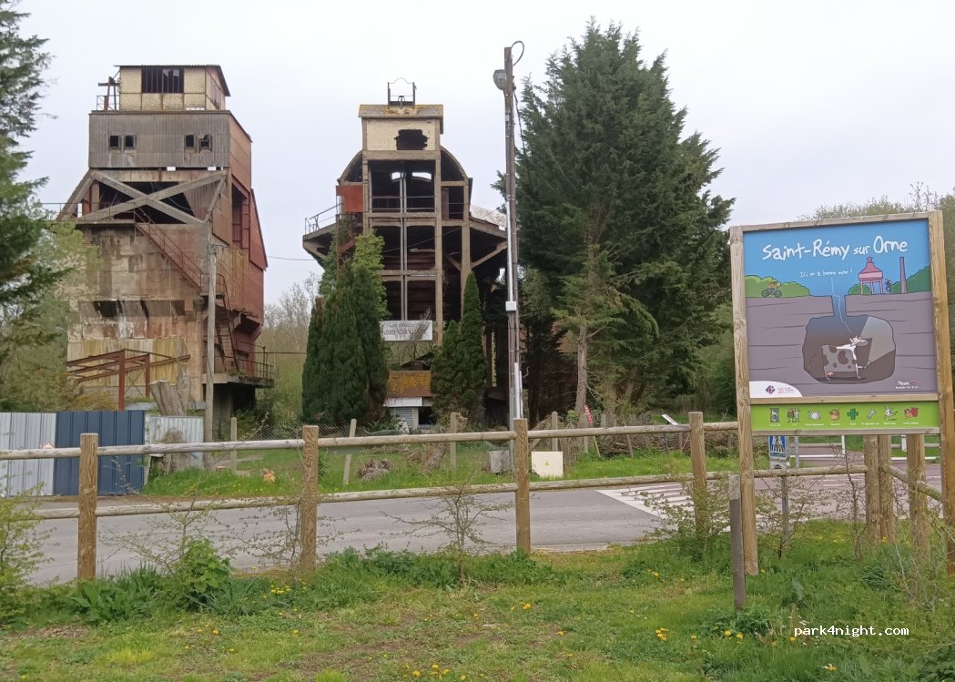Aire de camping-car de Saint-Rémy-sur-Orne — foto 4
