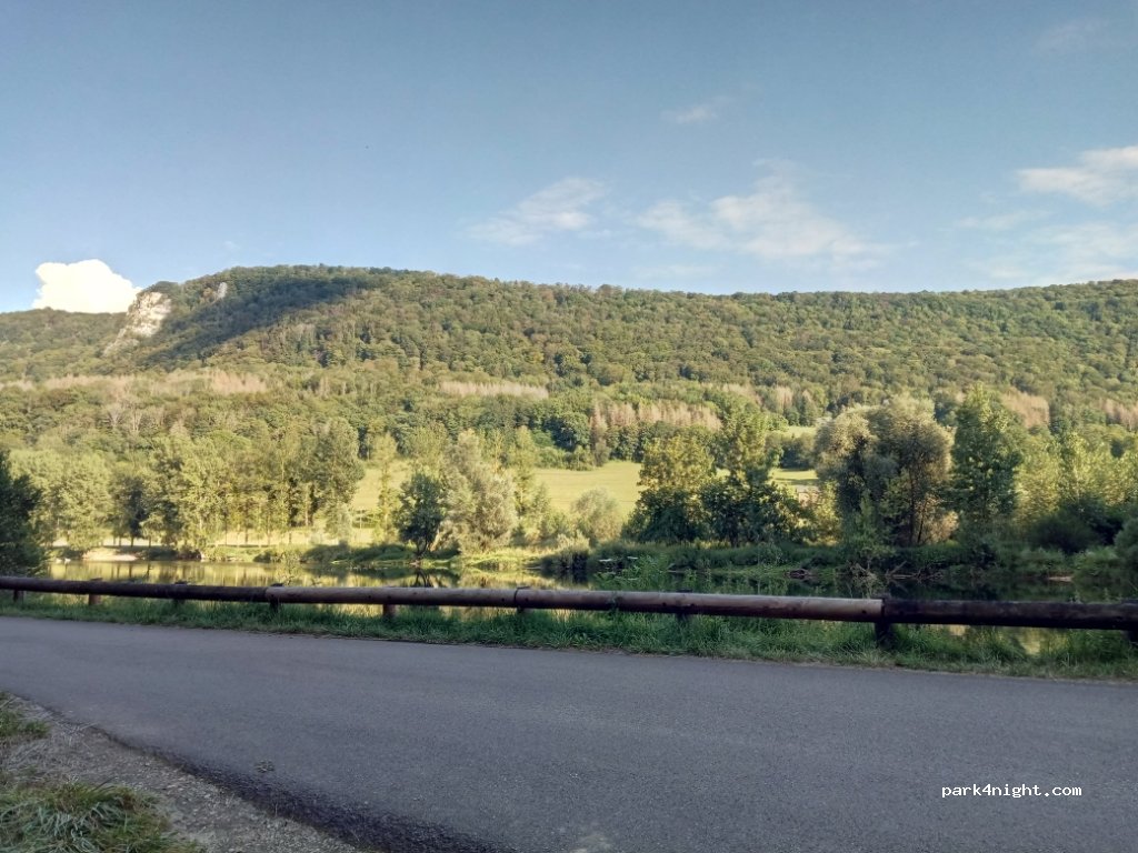 (25640) Ougney-Douvot - D277 — foto
