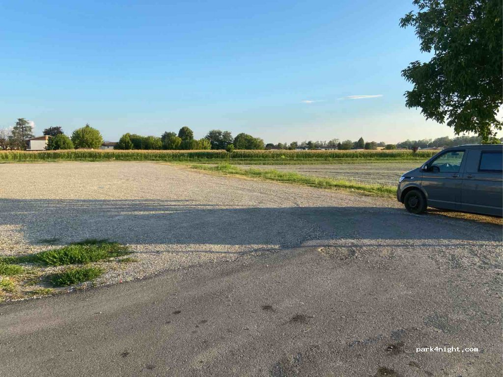 (27053) Lungavilla - 336 Via Umberto I — foto
