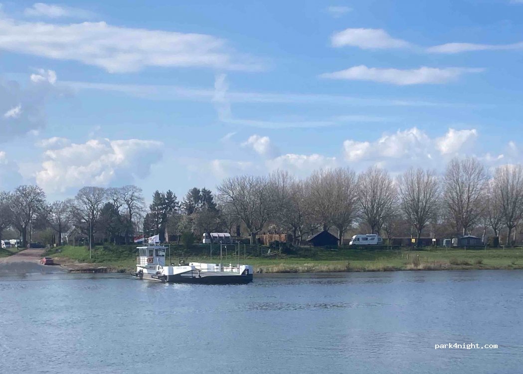 Landhuis De Maashof Cq Camping — foto