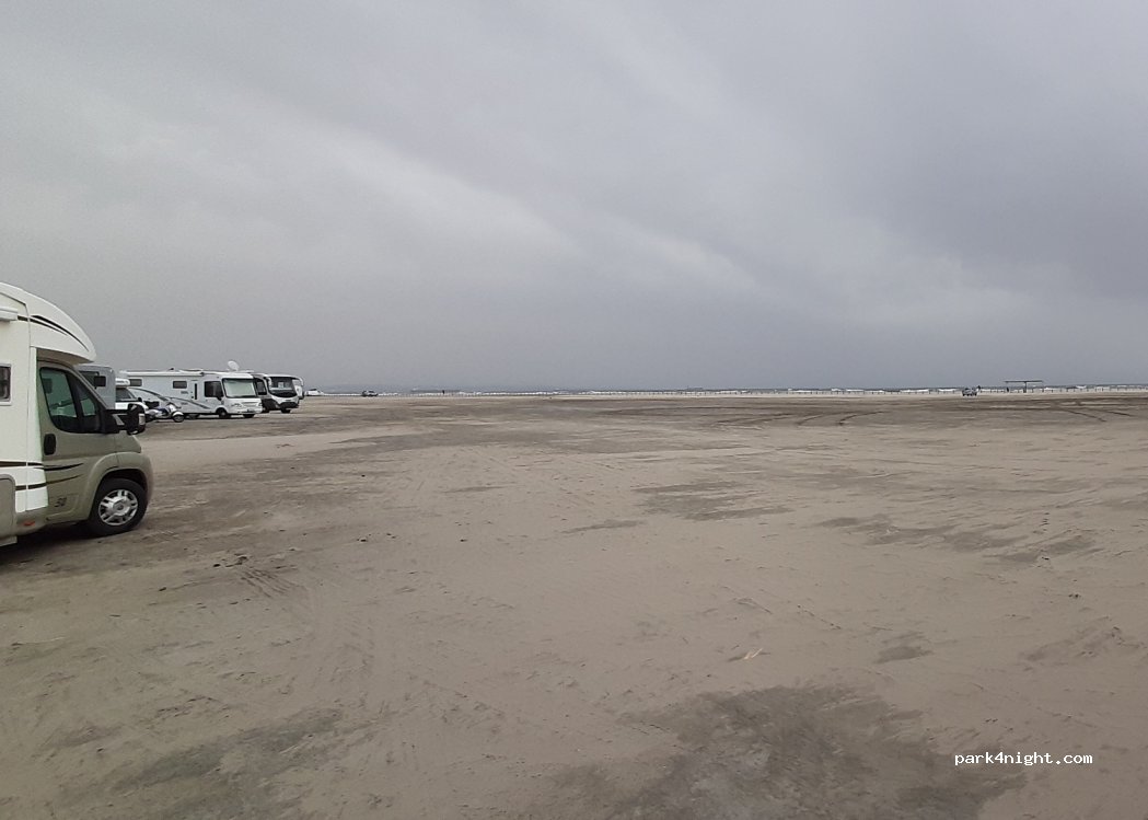 (13230) Port-Saint-Louis-du-Rhône - Route de Napoléon — foto 2