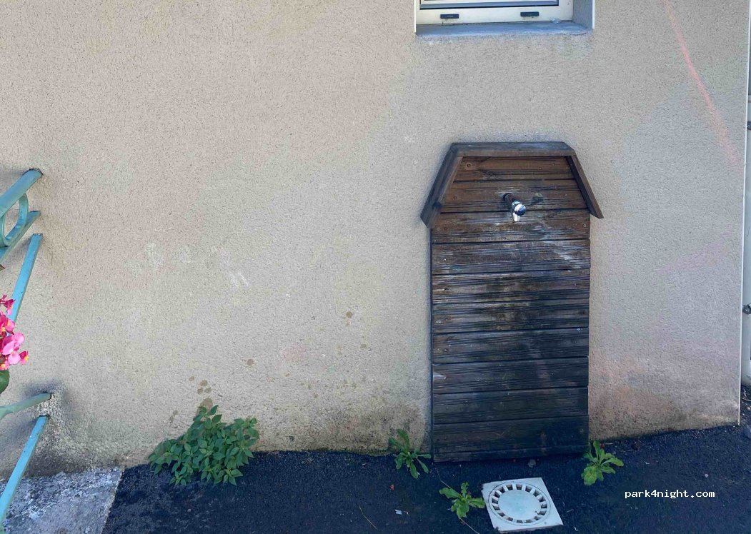 (48210) Massegros Causses Gorges - Les Vignes Village — foto