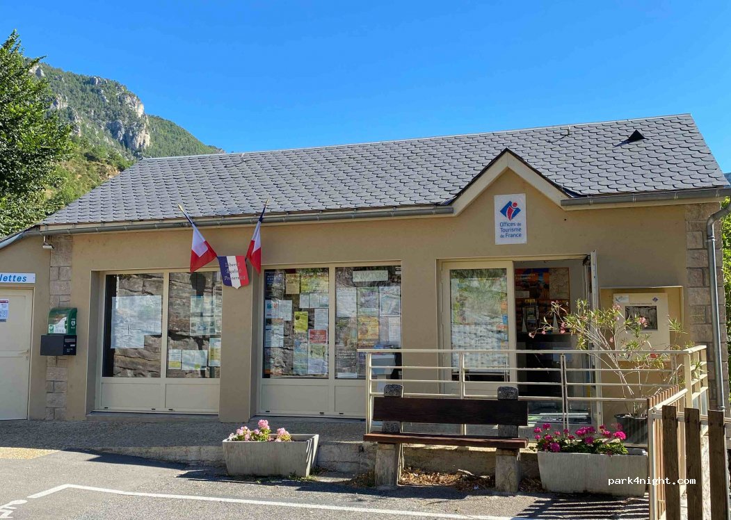 (48210) Massegros Causses Gorges - Les Vignes Village — foto 2