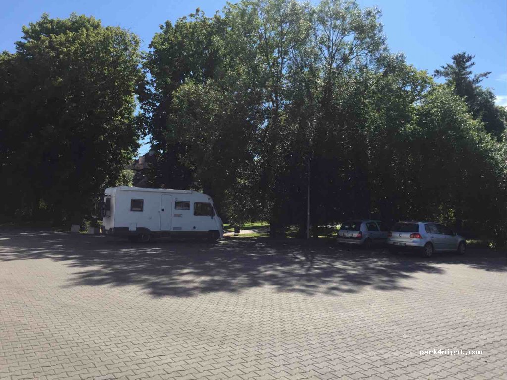(11-300) Biskupiec - 7A 1 Maja — foto