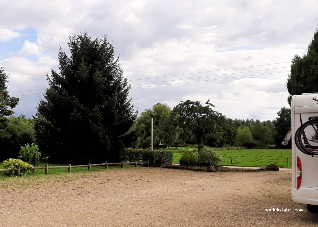 (08350) Cheveuges - 6 Rue sous la ville — foto