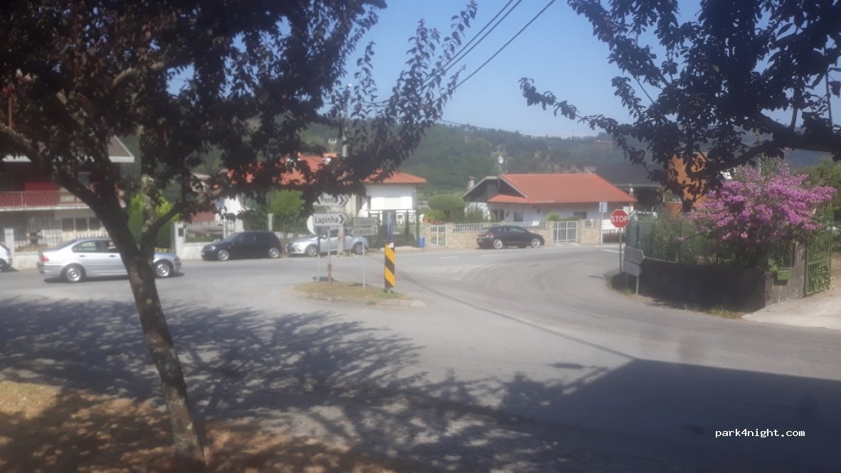 (4820) Fafe - 79 Rua de Oleiros — foto 4