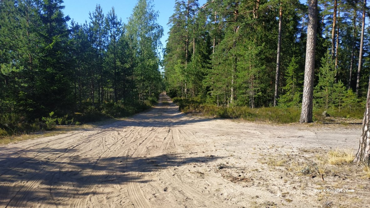 (3261) Kurbe - Unnamed Road — foto