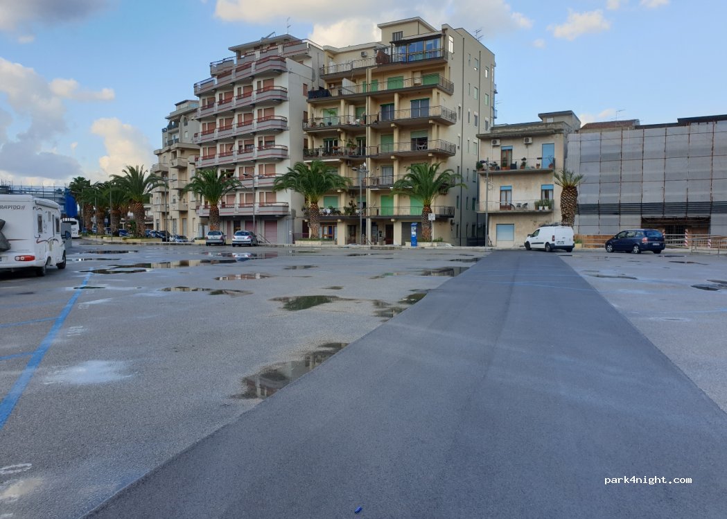 (98071) Capo d'Orlando - 3 Via Mortilla — foto