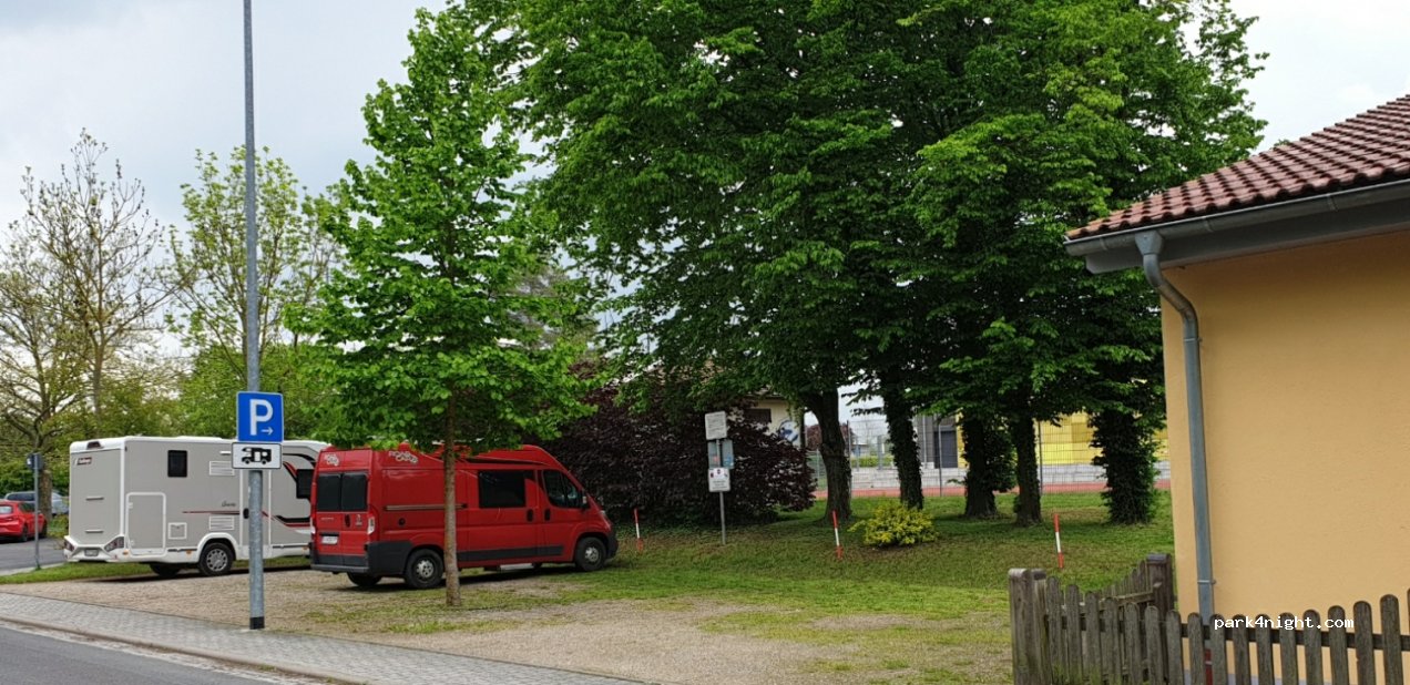 (97357) Prichsenstadt - Wiesentheider Str. 4 — foto 2