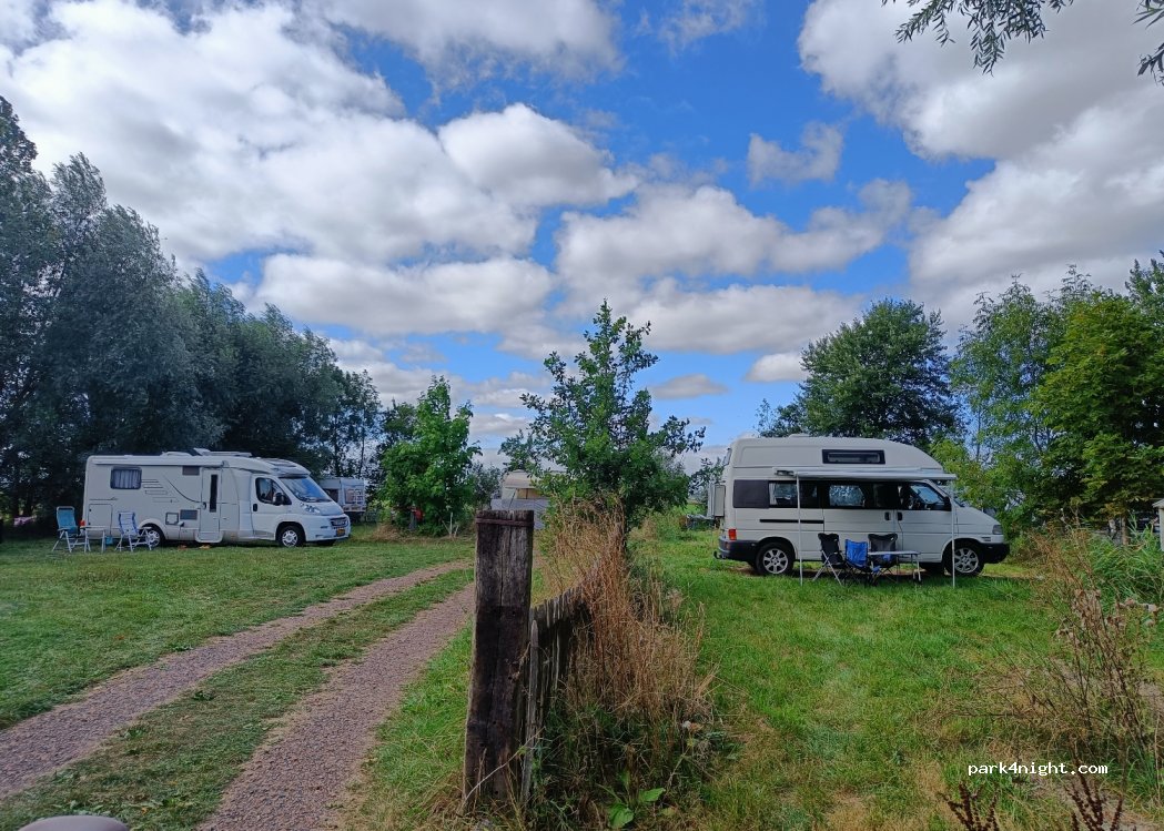 Camping De Leeuw — foto