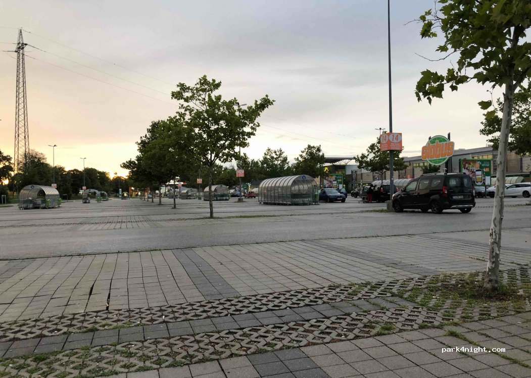 (83395) Freilassing - 6 Traunsteiner Straße — foto