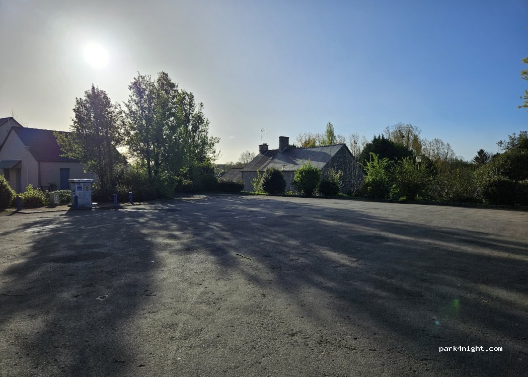 (35460) Tremblay - Route de Fougères — foto 4