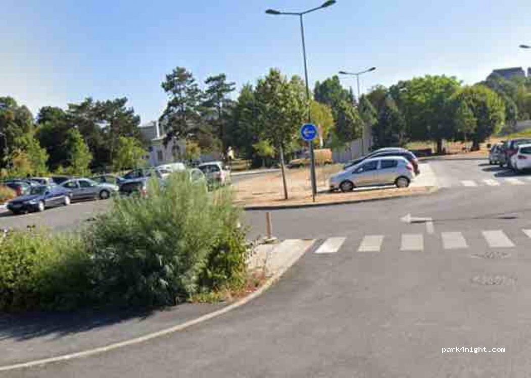 (77160) Provins - 51 Route de Nanteuil — foto