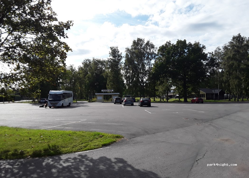 (590 74) Ljungsbro - 2 Dianavägen — foto