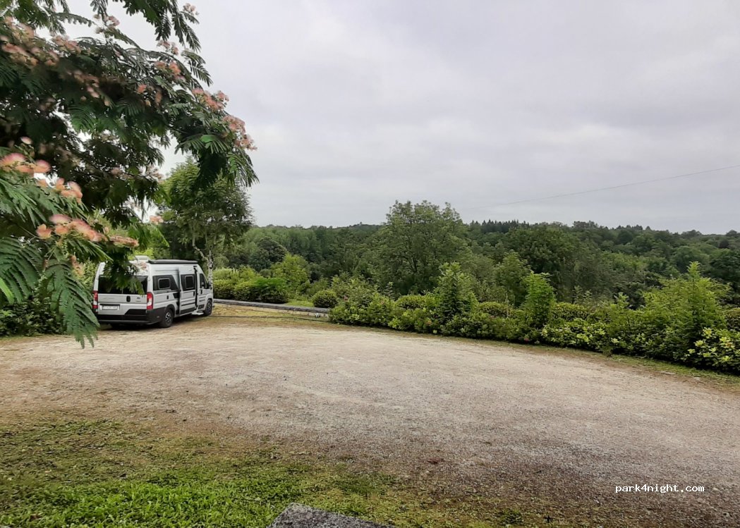 (24310) Valeuil - 31 Le Bourg — foto 3