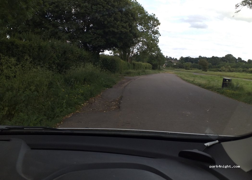 (OX17 3BZ) Aynho - B4100 — foto 2
