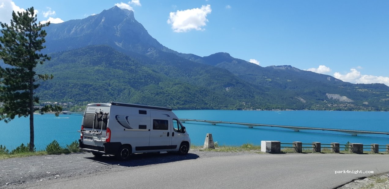 (05160) Savines-le-Lac - D641 — foto