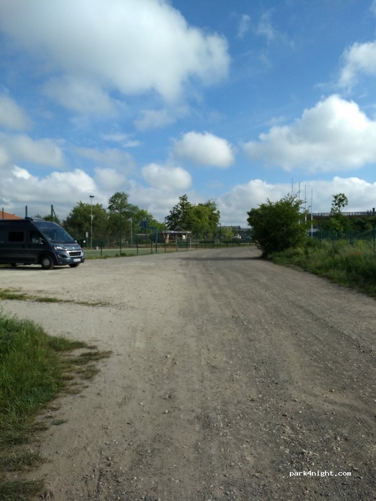 (60-480) Poznań - 6 Wypoczynkowa — foto