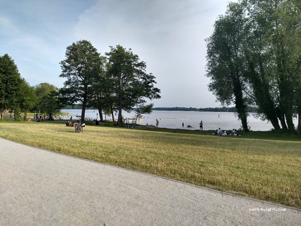 (60-480) Poznań - 6 Wypoczynkowa — foto 3