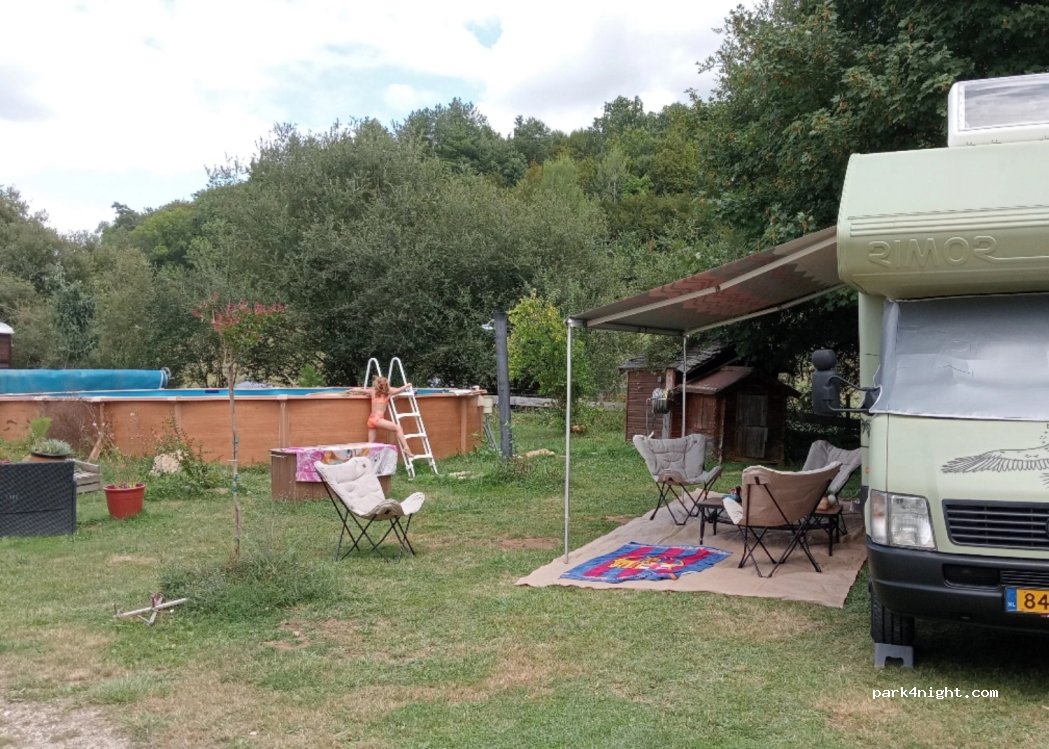 La Maison du Bonheur, chambre d'hôte et camping chez l'habitant — foto 2