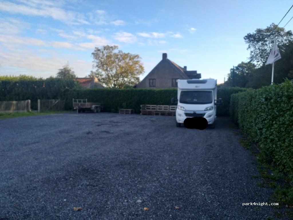 (8980) Zonnebeke - 16 Lange Dreve — foto