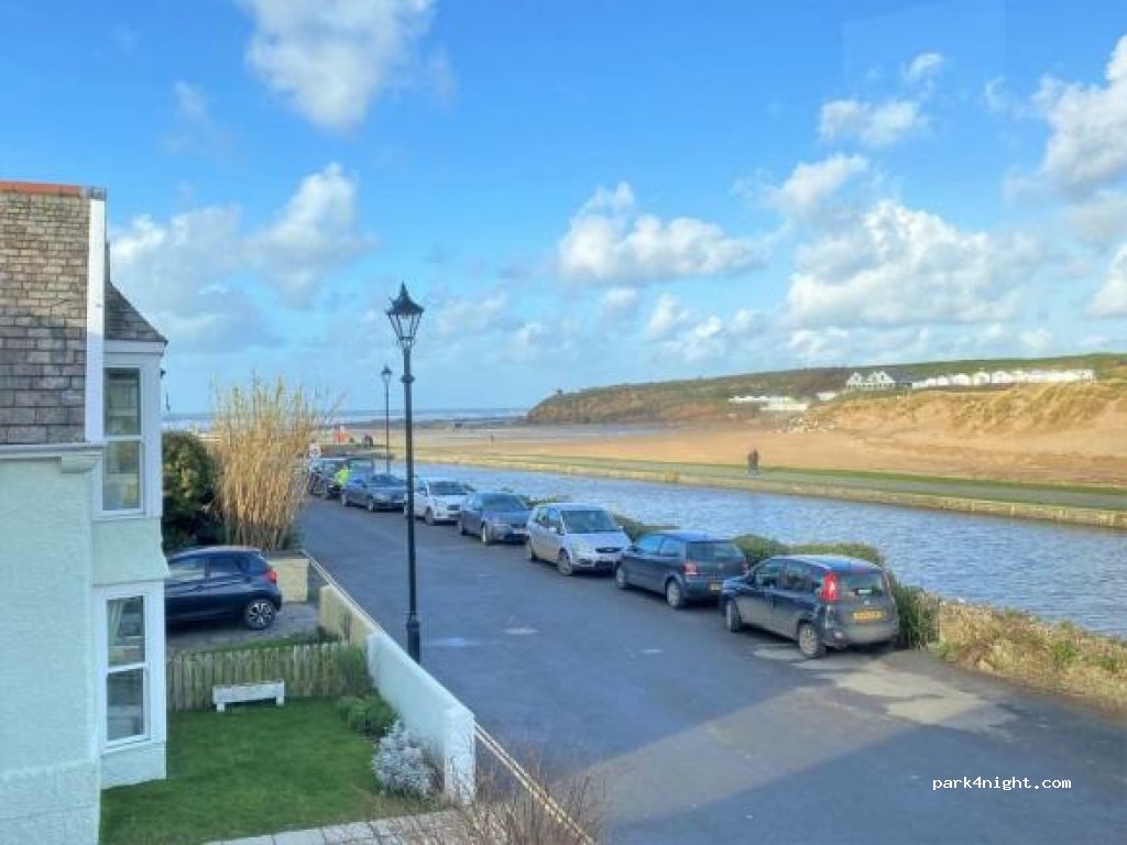 (EX23 8LQ) Bude - 15 Breakwater Road — foto