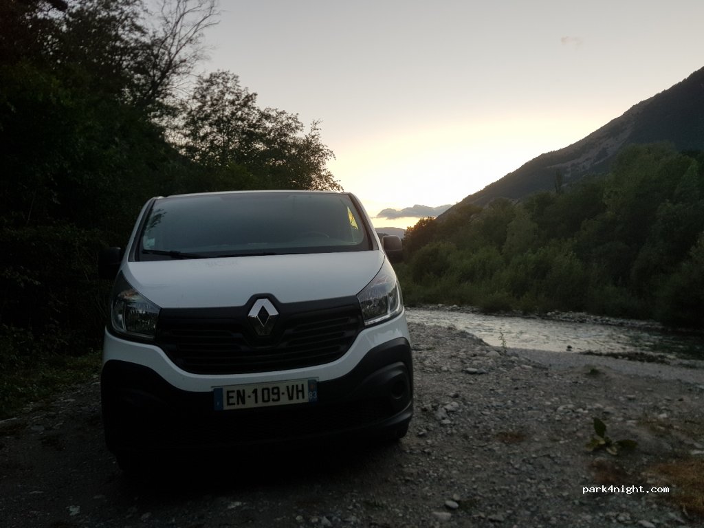 (38740) Valbonnais - 50 Route des Saulniers — foto