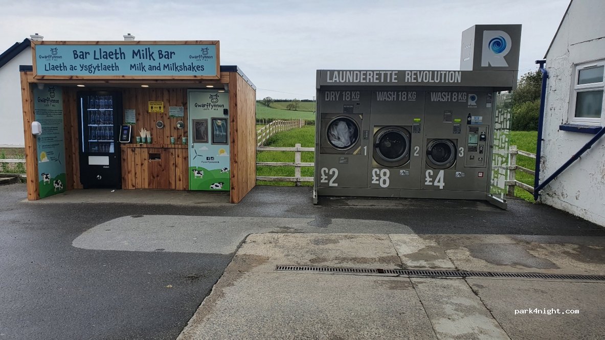 (SA46 0HF) Aberaeron - A487 — foto