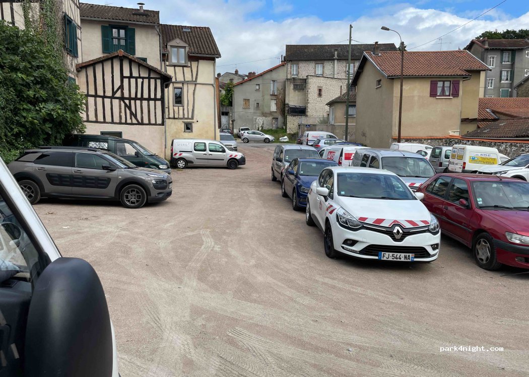 (87000) Limoges - 1 Place Sainte-Félicite — foto 4