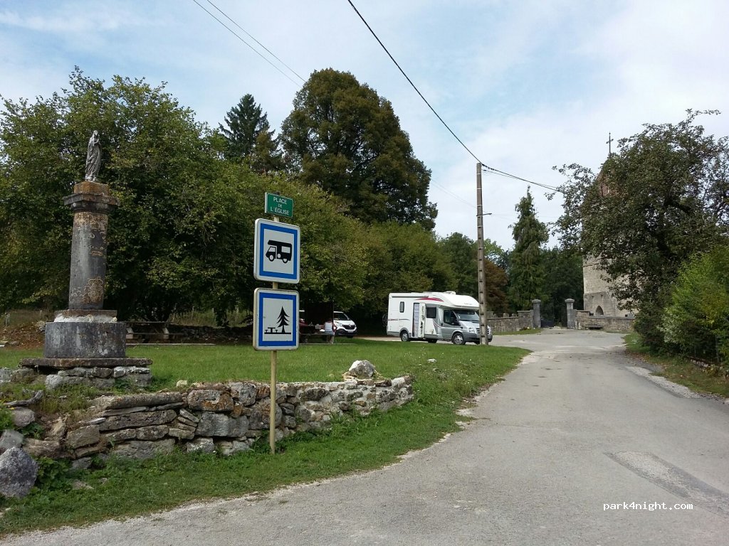 (25530) Bremondans - 4-6 Rue de l'Église — foto 2