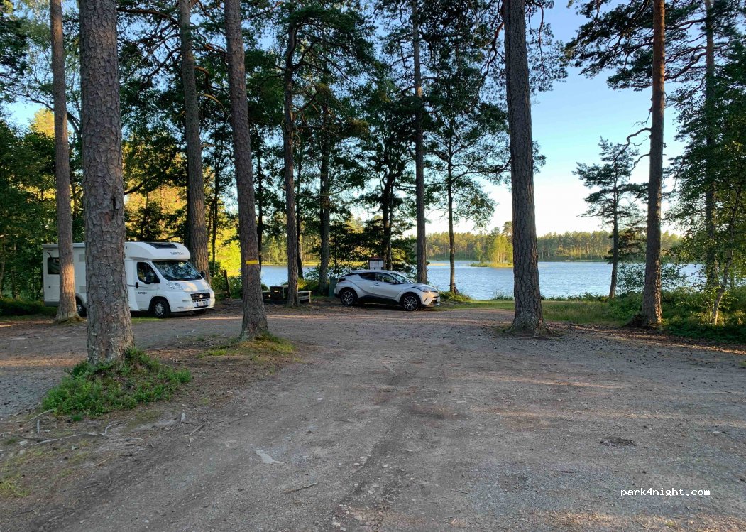 (566 92) Habo - Unnamed Road — foto