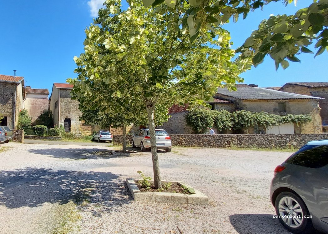 (32290) Aignan - 1 Rue du Bataillon de l'Armagnac — foto