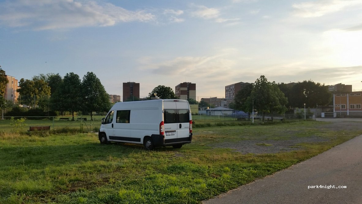 () Hunedoara - 6A Bulevardul Dacia — foto