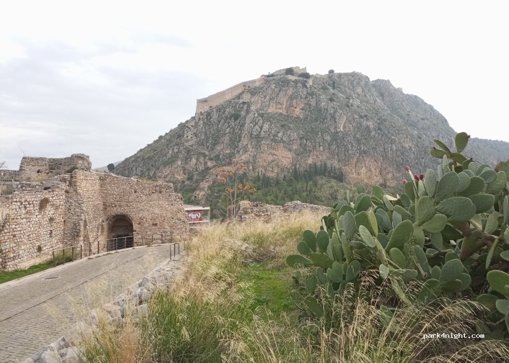 (211 00) Nafplio - 43 Boumpoulinas — foto 5