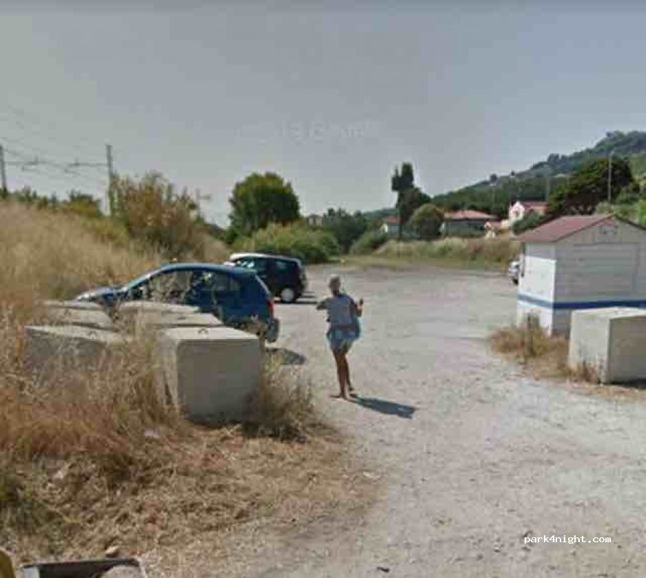 (64025) Pineto - Strada Statale 16 — foto 2