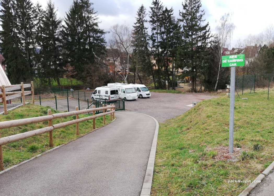 Aire de camping-car Lutzelhouse — foto 3
